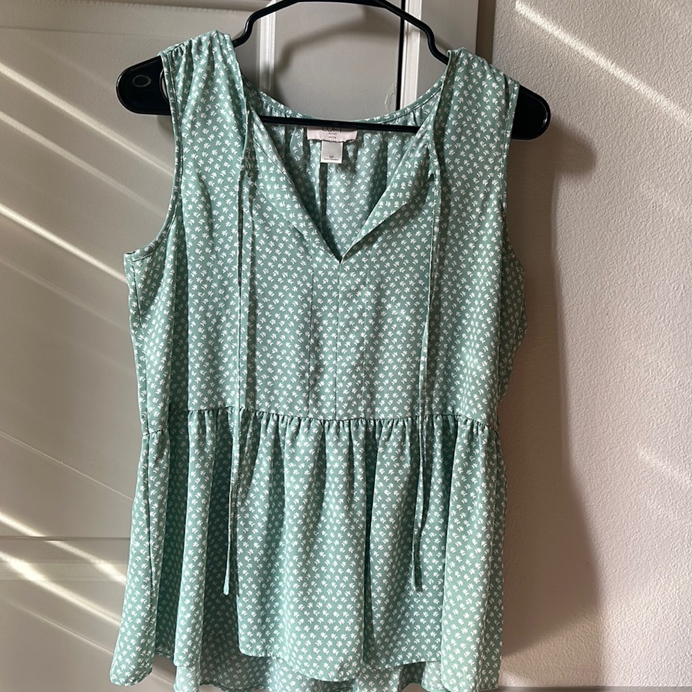 Loft green and white floral peplum sleeveless blouse - gently worn